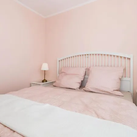 6 Bedroom Cozy In Lovran
