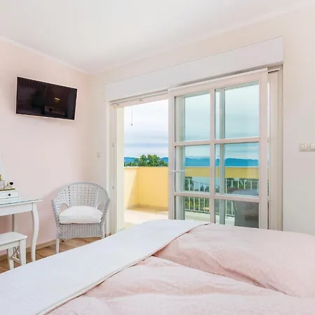 Case de vacanță Awesome In With Sauna