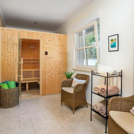 Ferienhaus Awesome In With Sauna